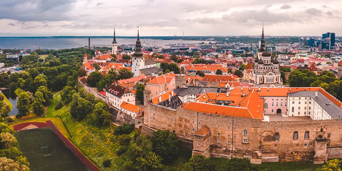 Легалізація в Кракові та карта побиту: як отримати статус легально та без зайвих ризиків