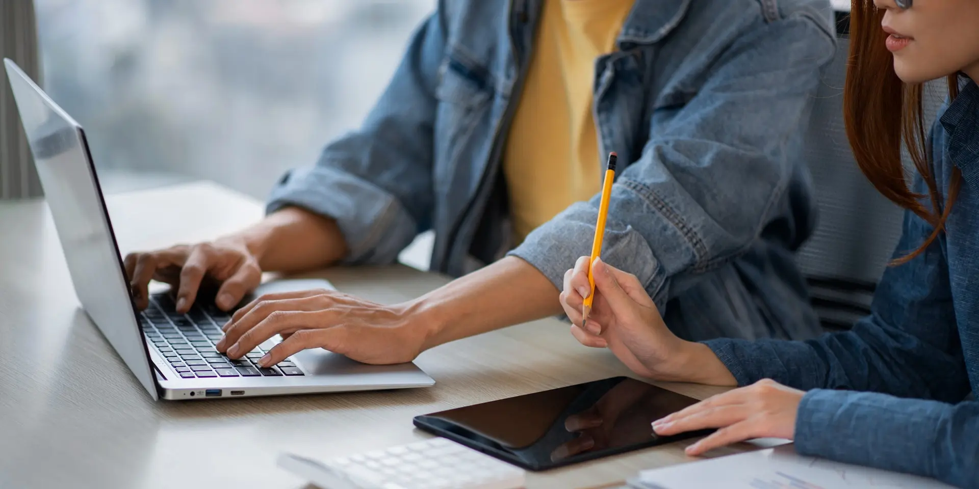 Зміна роботодавця по карті побиту і робочій візі