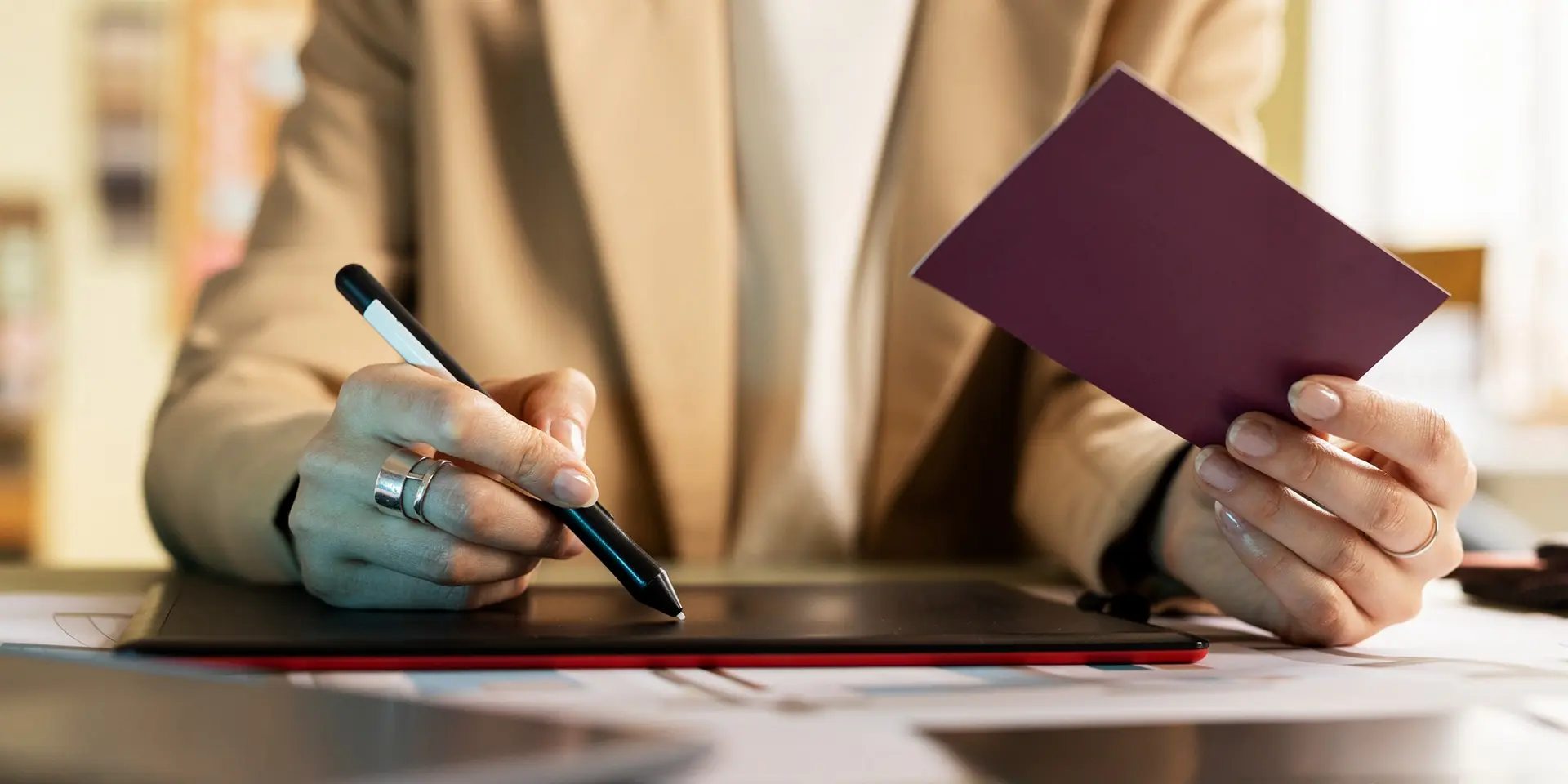 Гуманітарна віза D21 в Польщу: як отримати, чи реально продовжити і який шлях легалізації обрати далі