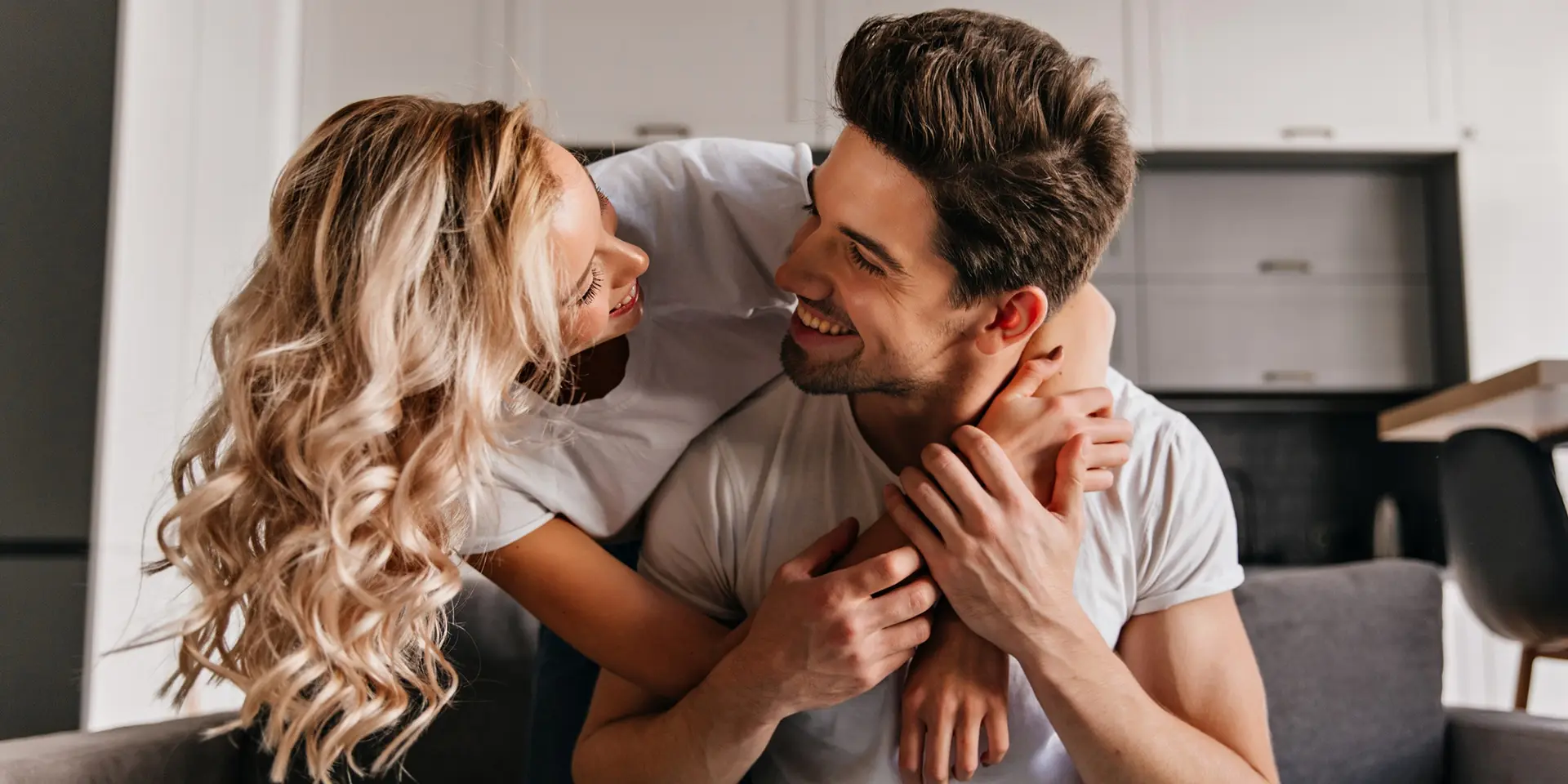 Як отримати посвідку на проживання в Польщі на підставі фактичного спільного проживання?